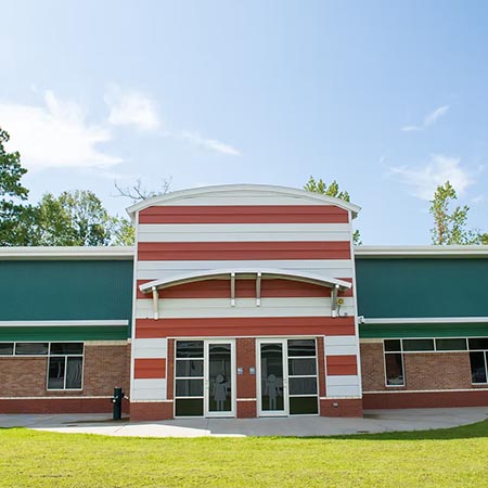 Madisonville Elementary front building exterioir