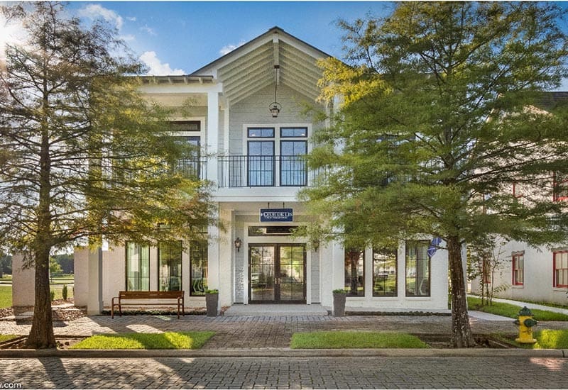 Fleur De Lis Terra Bella